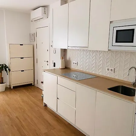 Bonito Conil Aire Acondicionado Y Wifi -solo Familias Y Parejas- *